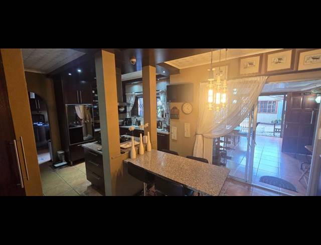 3 BEDROOM HOUSE FOR SALE IN ARCON PARK